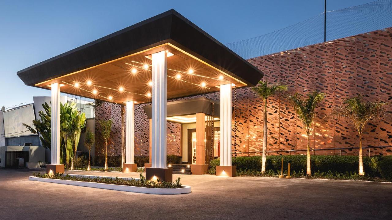 Be Live Collection Punta Cana Adults Only 外观 照片 The entrance of the hotel